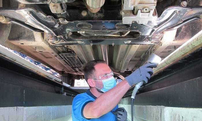 EuropaPress_3748347_revision_coche_itv-1.jpg