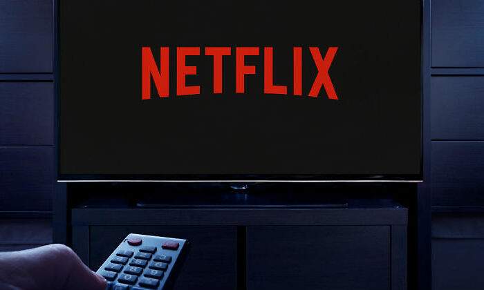 netflix-tv-mando-alamy.jpg