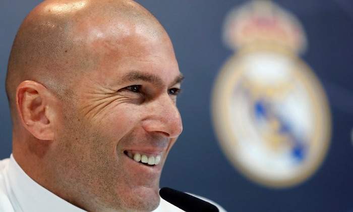 Zidane-RP-escudo-RM-2018-efe.jpg