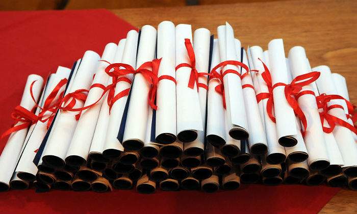 diploma-defini.jpg