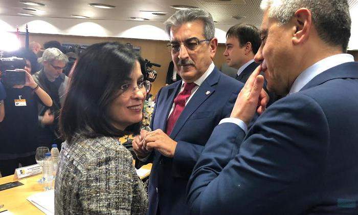 La ministra Carolina Darias y el vicepresidente de Canarias Romn Rodrguez