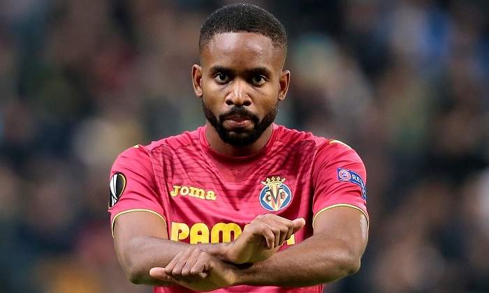 bakambu-gesto-esposas-astana-reuters.jpg