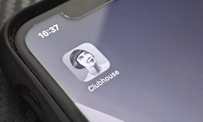 clubhouse-app.jpg