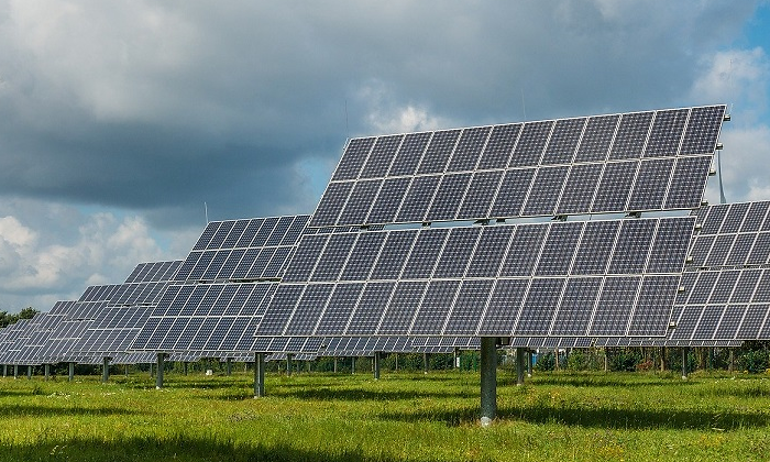placas-solares-energia-fotovoltaica-pixabay-770x420.png
