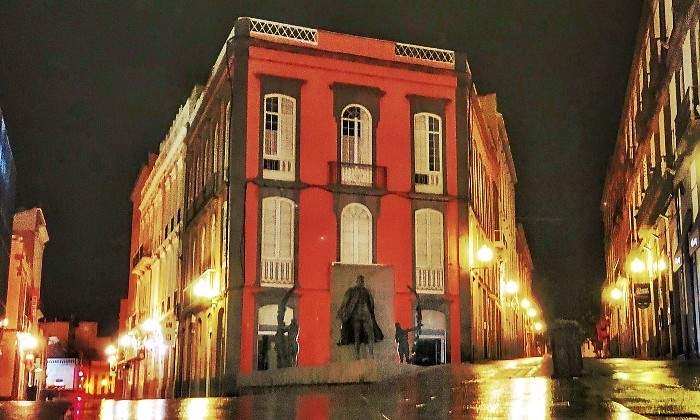 canarias-estatua.jpg