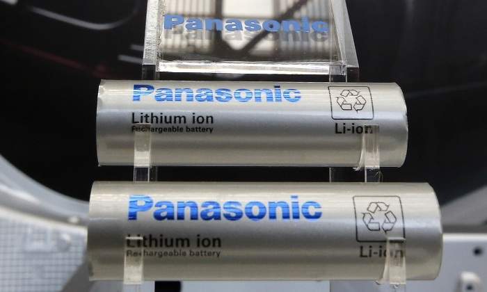 lithium-battery-panasonic.jpg