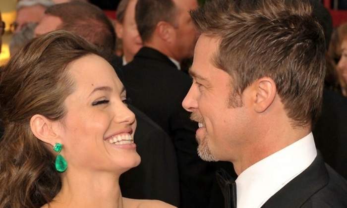 angelina-brad-sonrien.jpg