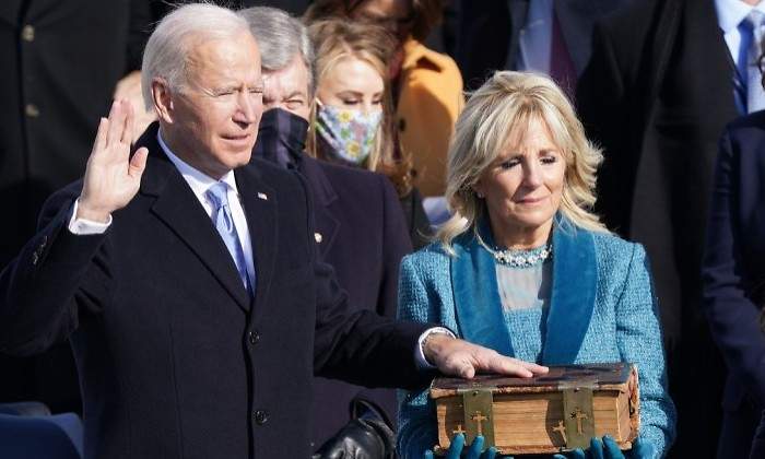Biden-toma-protesta-Reuters.jpg