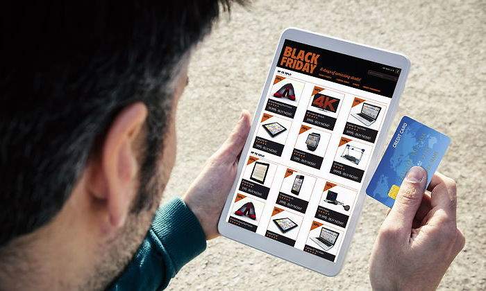 black-friday-tablet-tarjeta-ofertas-770-dreamstime.jpg