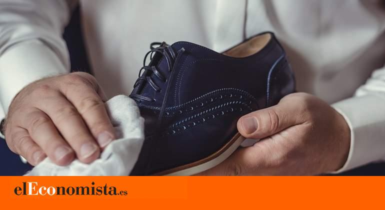 Esta Es La Forma Correcta De Desinfectar Tus Zapatos Al Volver De La Calle Ecodiario Es Cómo limpiar zapatos mantener el calzado limpio y brilloso no es tarea imposible, ni necesitas tener al lustrador y su caja de pomadas siempre a tu disposición. desinfectar tus zapatos al