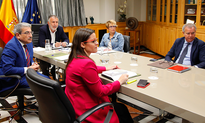 El Gobierno de Canarias ha mantenido un encuentro con los representantes de las federaciones canarias de Islas y de Municipios Fecai y Fecam