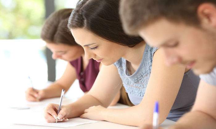 estudiantes-3-defini.jpg