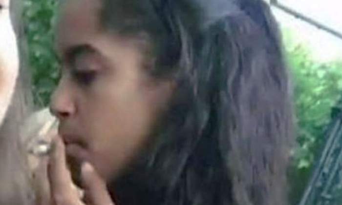 malia-fumando.jpg