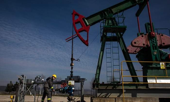 materias-petroleo-trabajador.jpg