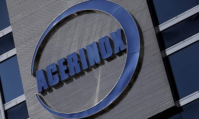 acerinox-logo-cartel-eduardo-parra-ep-770x420.jpg