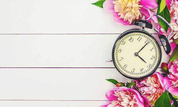 reloj-cambio-hora-primavera-flores-dreams.jpg