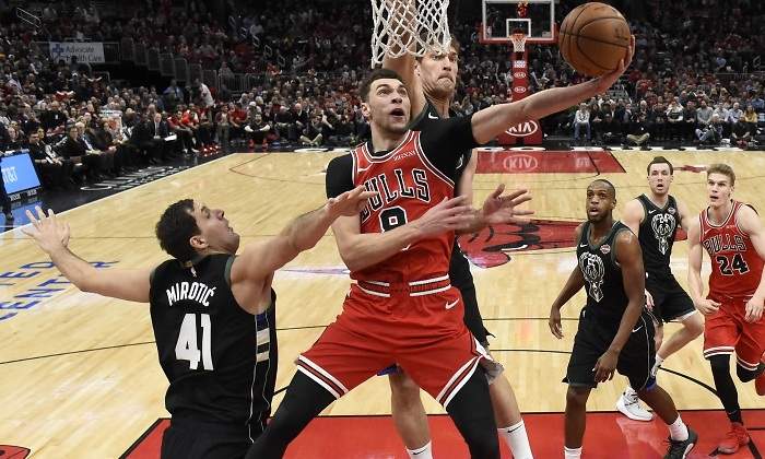 mirotic-tapon-milwaukee-chicago-usa-today.jpg