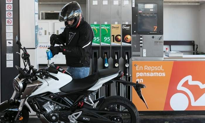 Moto-Stop-2.jpg