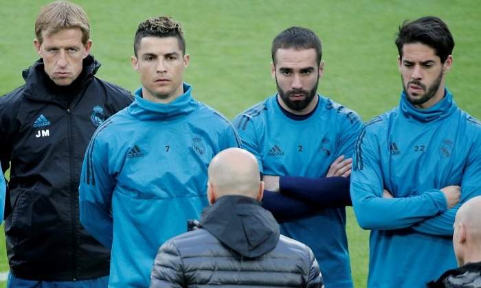 CR7-mira-Zidane-entreno-Turin-2018-Reuters.jpg