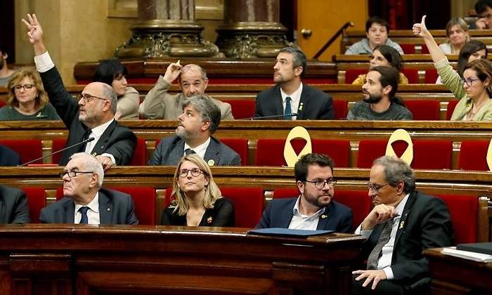 bancada-govern-parlament-9oct18-efe.jpg