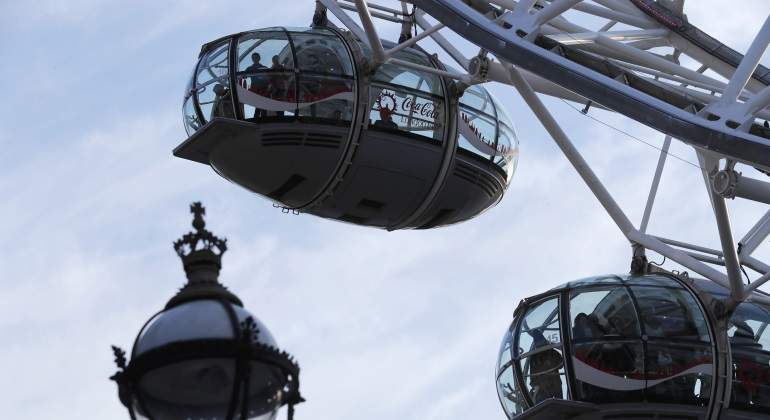 Hay gente atrapada en el London Eye