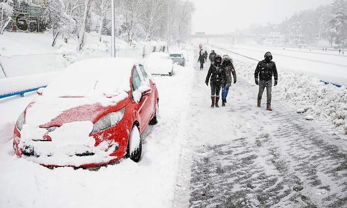 nieve-coche-filomena-efe.jpg