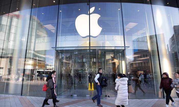 Apple-770-Reuters.jpg