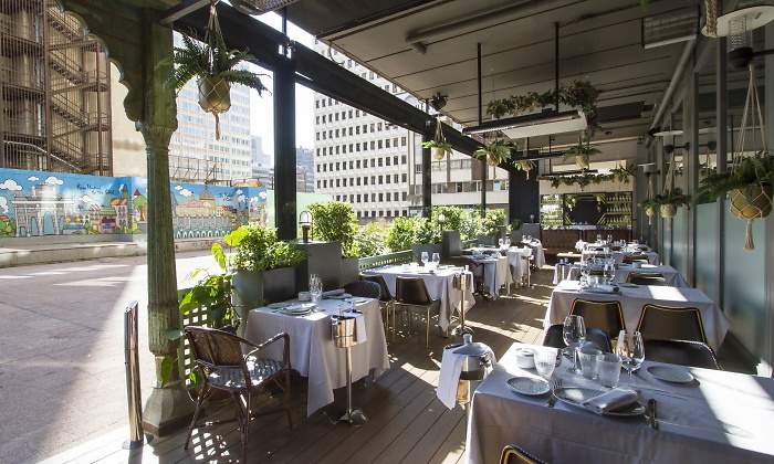 pez-fuego-restaurante-terraza.jpg