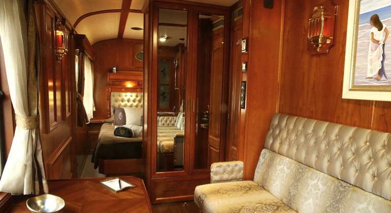 Costa Verde Express. Foto: RENFE.