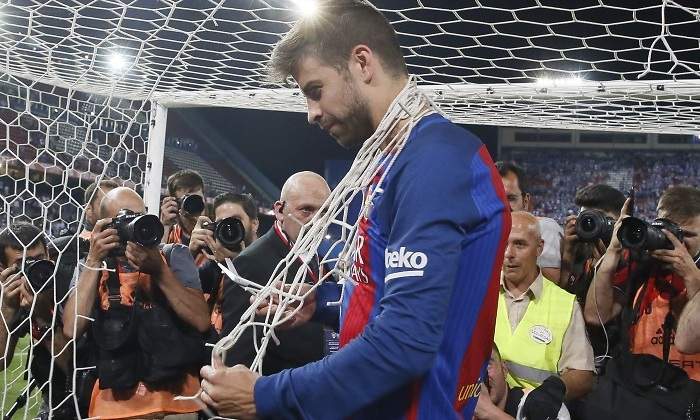 pique-red-efe.jpg