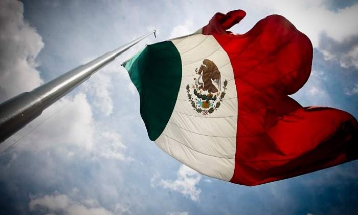 BanderaMexico_770.jpg