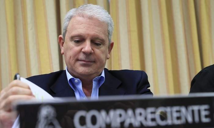 crespo-cajaB-congreso-efe.jpg