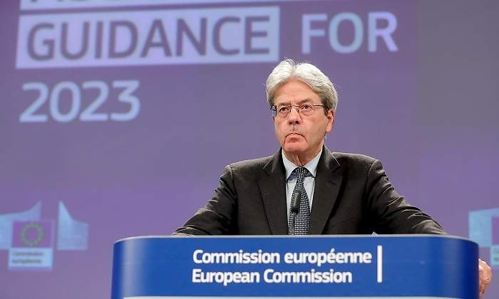 European-Commission-gentiloni.jpg