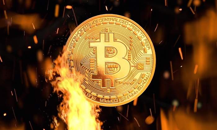 bitcoin-on-fire-dreamstime-770x420.jpg