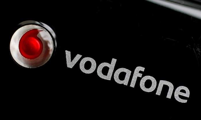 Vodafone-logo-negro-Reuters.jpg