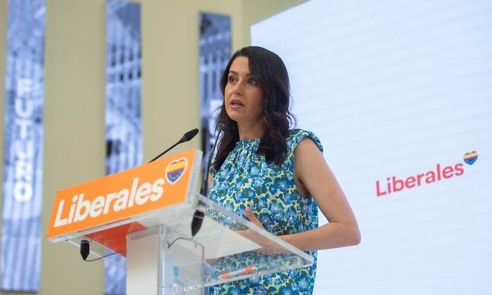 EuropaPress_3860332_presidenta_ciudadanos_ines_arrimadas_ofrece_rueda_prensa_sede_partido_29-1.jpg