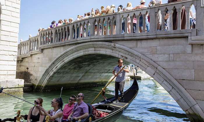 venecia-turistas-istock.jpg