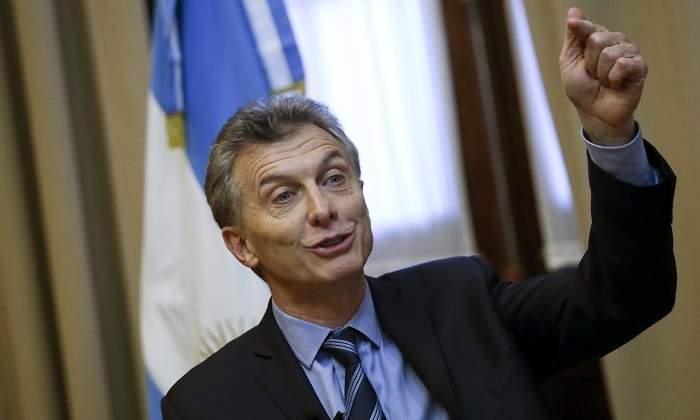 macri-brazo-torcida-efe-770x420.jpg