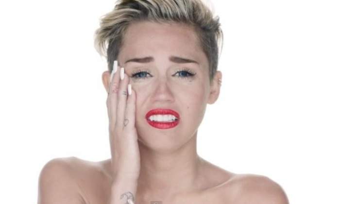 miley-llora.jpg