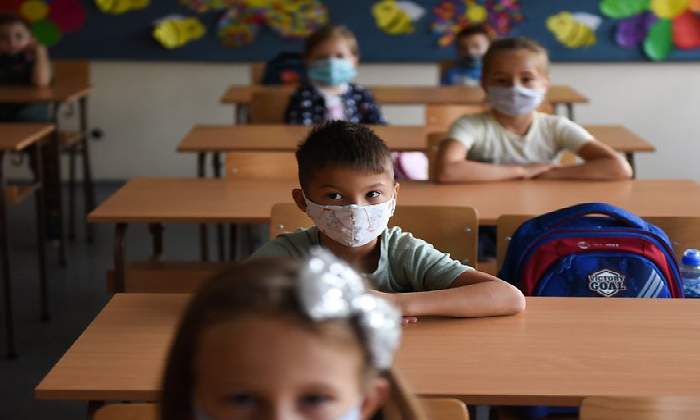 escuela coronavirus