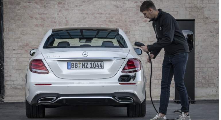 Nuevo Mercedes E300 ed, el segundo híbrido enchufable con motor diésel.