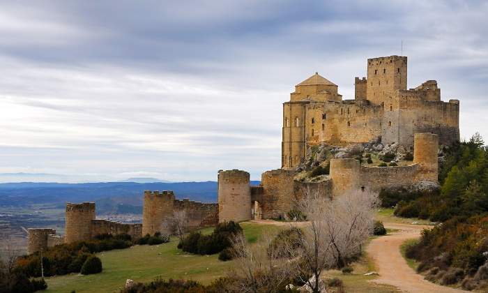 loarre-dreamstime.jpg