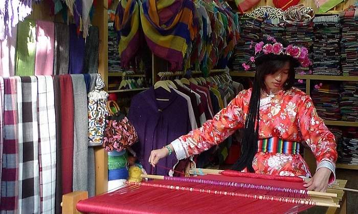mosuo-mujer-wikipedia-2.jpg
