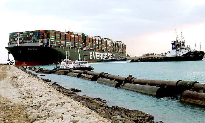 Imagen-Suez-Canal-blocked-a-111153938.jpg