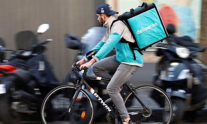 deliveroo-bici-perfil-movimiento.jpg