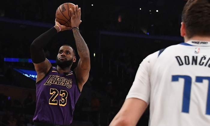 lebron-doncic-1819-reuters.jpg