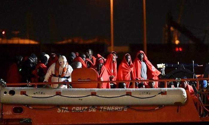 inmigrantes-rescatados-patera-efe.jpg