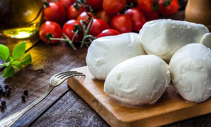 mozzarella-istock.jpg