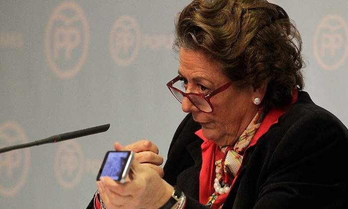 barbera-telefono-reuters.jpg