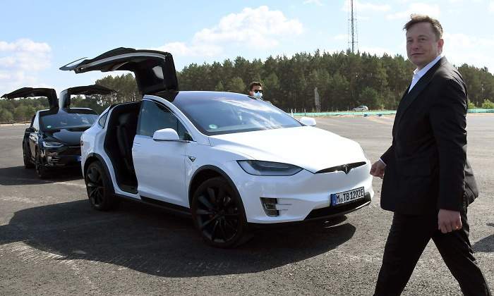 elon-musk-coche-berlin-getty.jpg